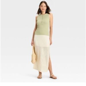 Universal Thread -
Women's Maxi Sweater
Skirt - Universal Thread
Cream new 🆕